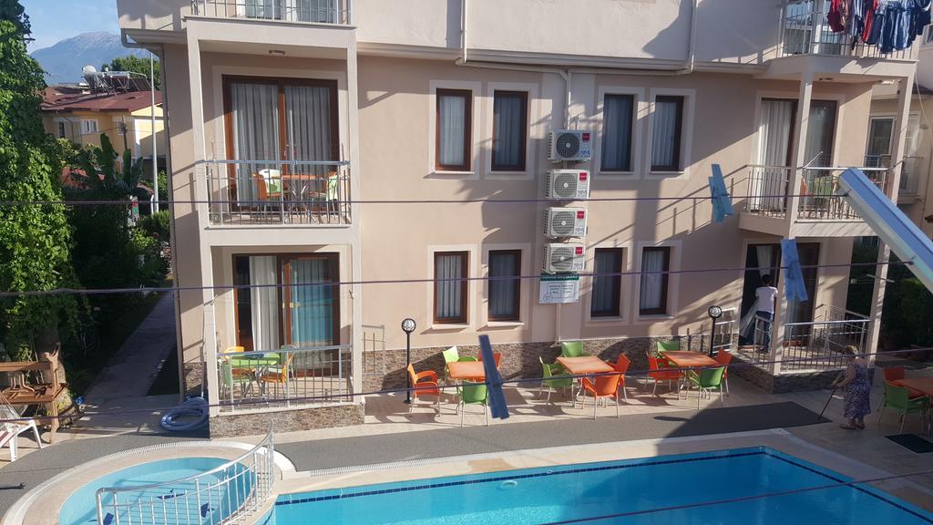 Burak Apart Hotel Fethiye Esterno foto