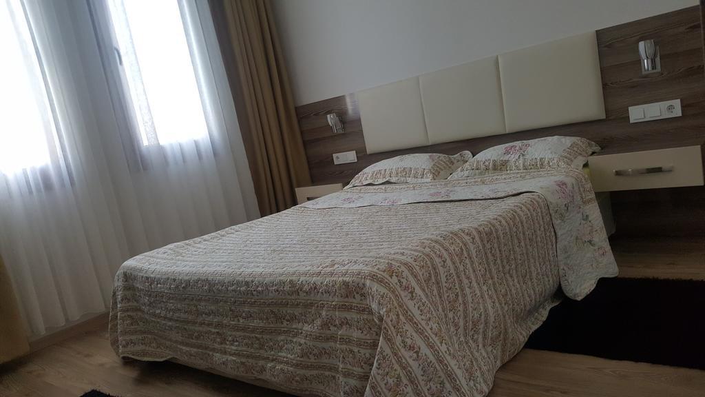 Burak Apart Hotel Fethiye Esterno foto