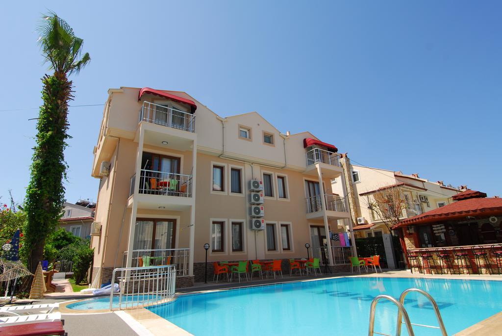 Burak Apart Hotel Fethiye Esterno foto