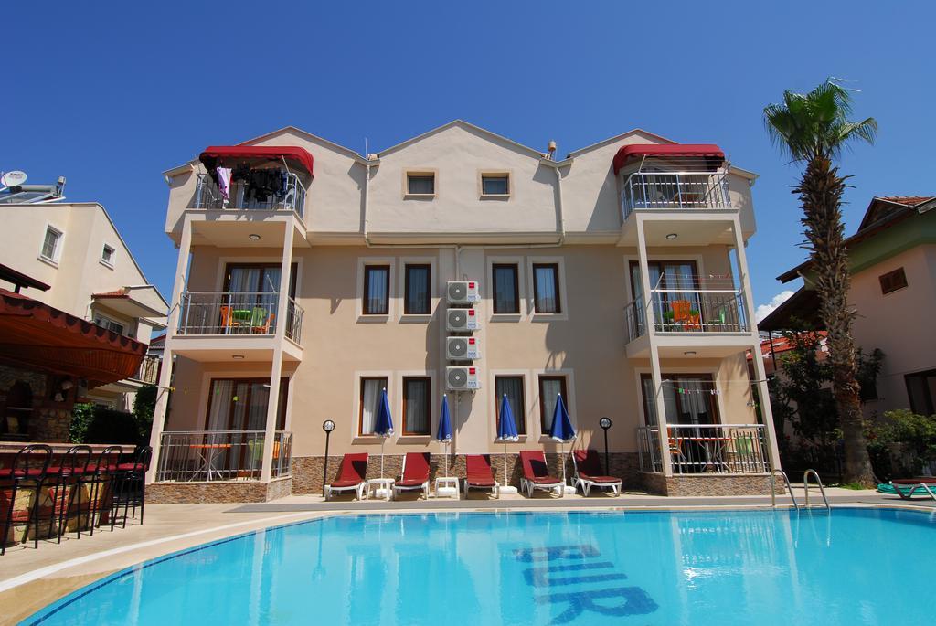 Burak Apart Hotel Fethiye Esterno foto